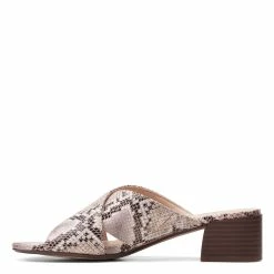 Women's Clarks, Caroleigh Erin Sandal 10 Women's Clarks, Caroleigh Erin Sandal -Anuschka shop 1 2321215 ZM 3