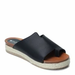 Women's Patrizia, Toeloop Sandal